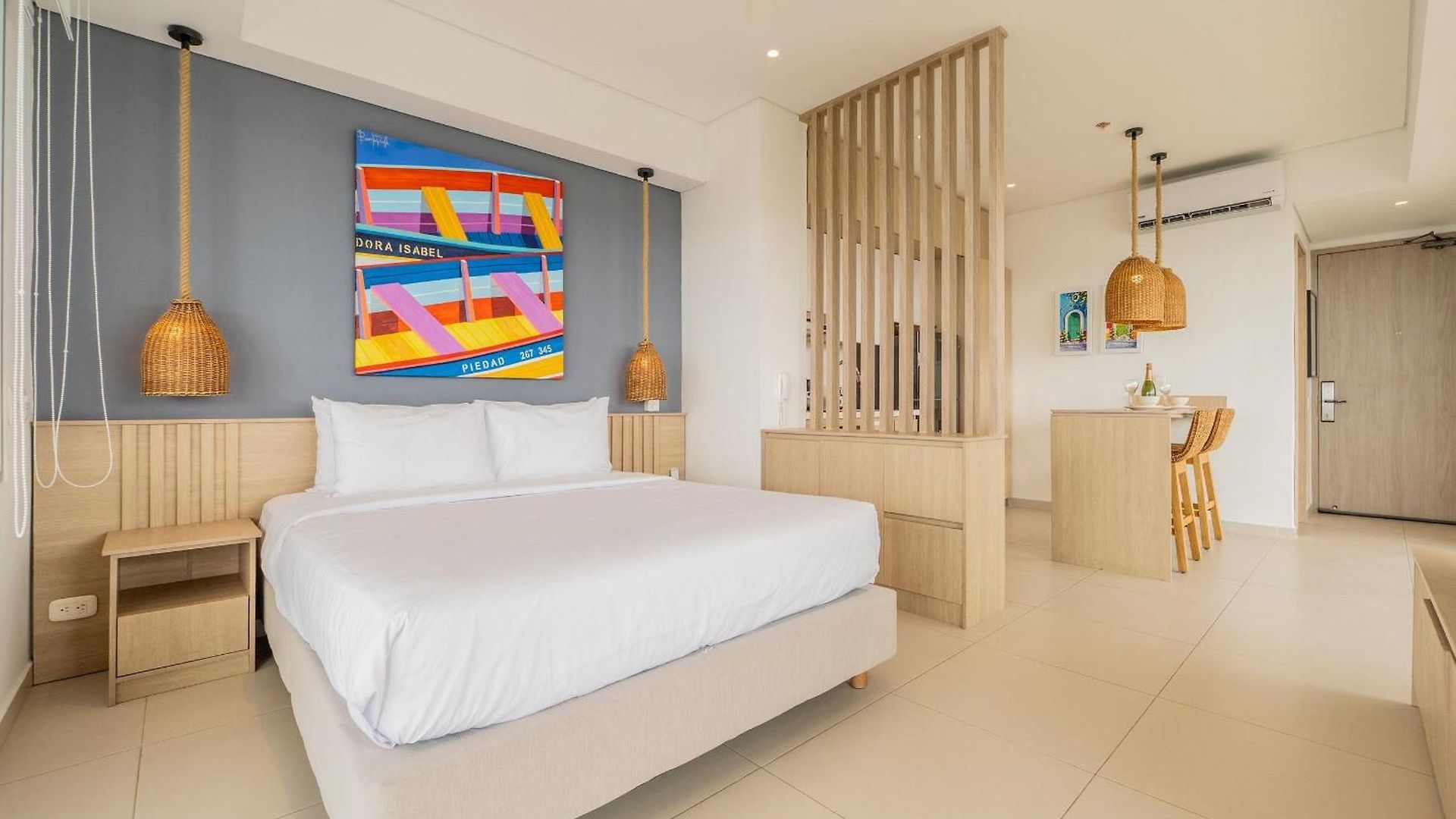 Apartamento Balcón Panorámico y Vista al Mar CB1501 *