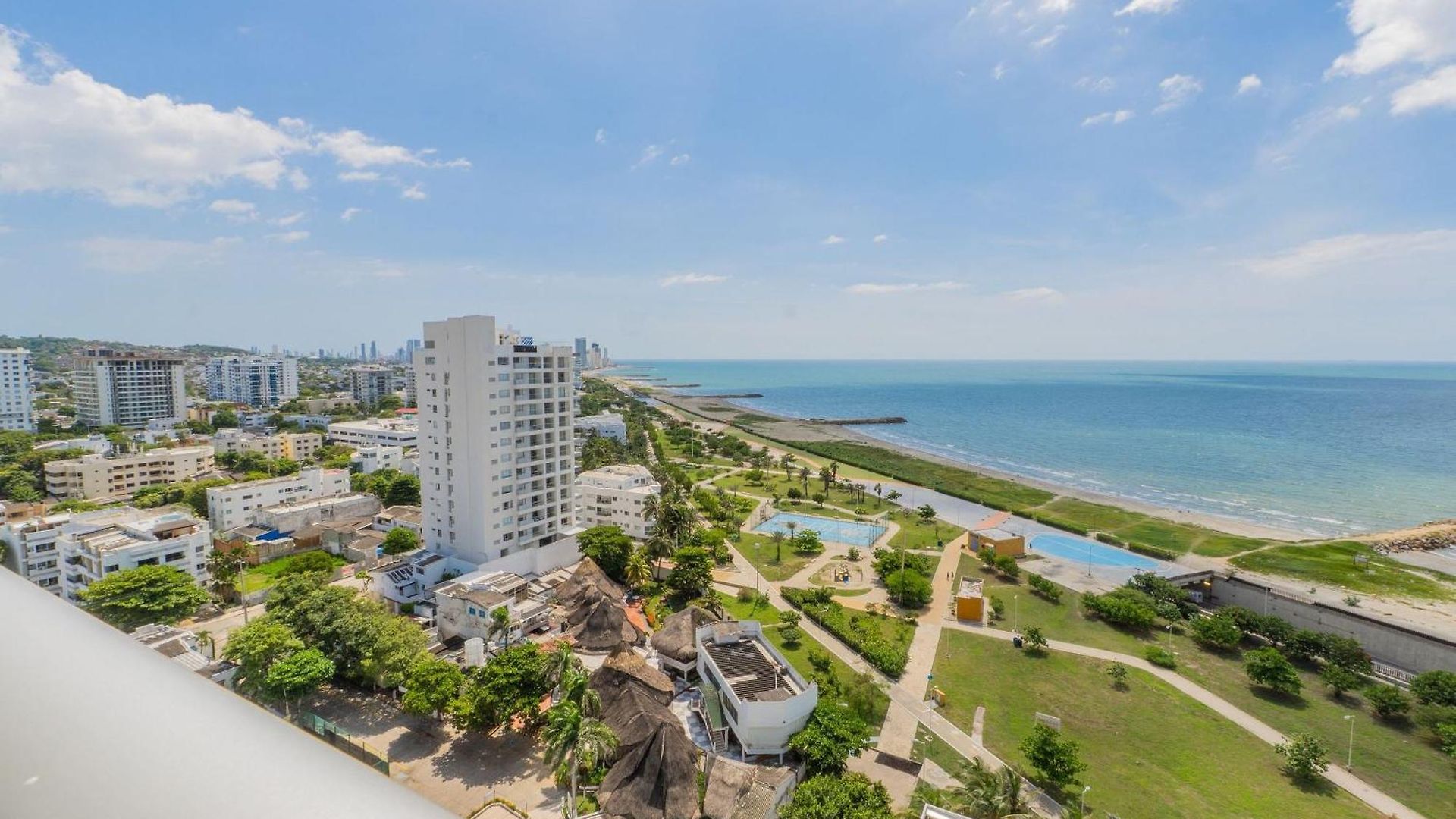 Balcón Panorámico y Vista al Mar CB1501 *