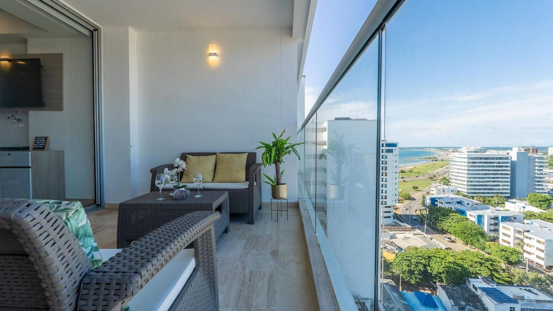 Apartamento Balcón Panorámico Y Vista Al Mar Cb1501 *
